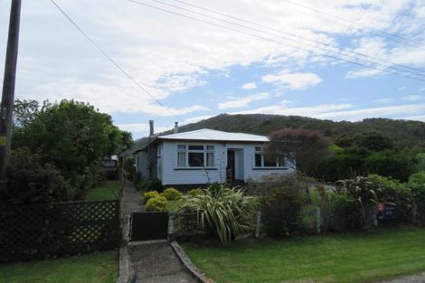 Photo of property in 17 River Road, Hector, 7822