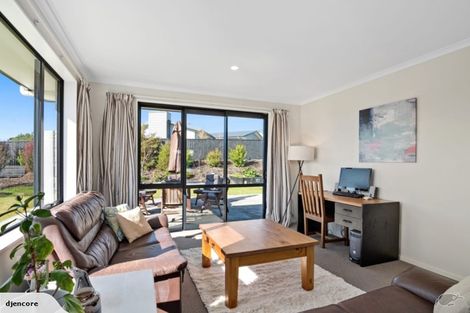 Photo of property in 8 Catherine Road, Mapua, 7005