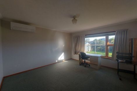Photo of property in 5 Dalton Place, Burnside, Christchurch, 8053