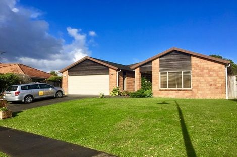 Photo of property in 5 Shankill Place, East Tamaki, Auckland, 2013
