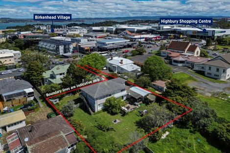 Photo of property in 233 Onewa Road, Birkenhead, Auckland, 0626