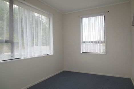 Photo of property in 60 Beazley Avenue, Paparangi, Wellington, 6037