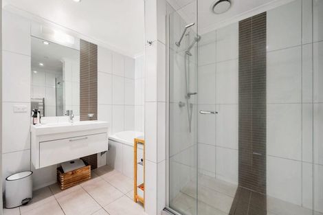 Photo of property in Bellagio Apartments, 6d/39 Taranaki Street, Te Aro, Wellington, 6011