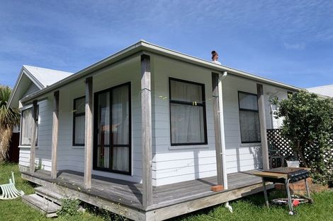 Photo of property in 37 Kemp Street, Kilbirnie, Wellington, 6022