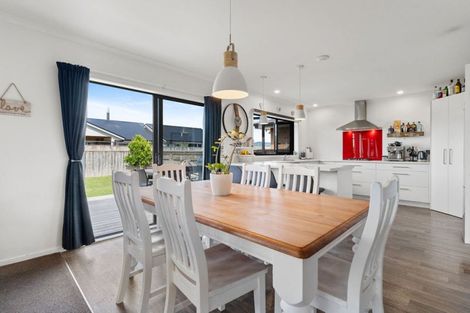 Photo of property in 12 Molesworth Street, Carterton, 5713