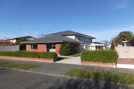 Photo of property in 2/11 Powell Crescent, Ilam, Christchurch, 8041