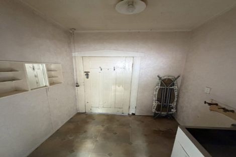 Photo of property in 16 Opoia Road, Hamilton East, Hamilton, 3216