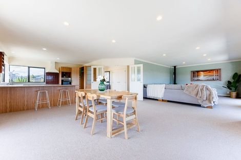 Photo of property in 159 Pukenamu Road, Te Horo, Otaki, 5581