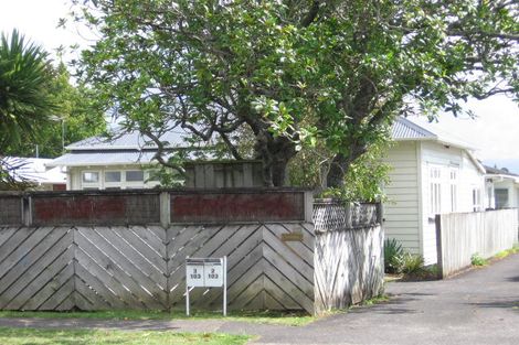 Photo of property in 3/103 Titirangi Road, New Lynn, Auckland, 0600