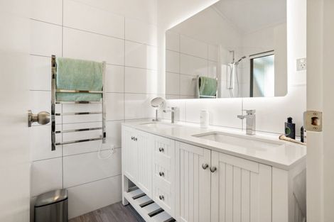 Photo of property in 83 Robinson Road, Whitianga, 3510