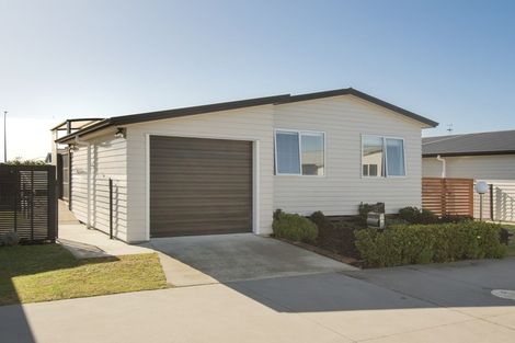 Photo of property in 11 Kamahi Crescent, Papamoa Beach, Papamoa, 3118