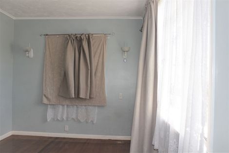 Photo of property in 5 Maxwell Avenue, Papatoetoe, Auckland, 2025