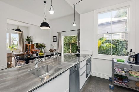 Photo of property in 8 Battery Road, Ahuriri, Napier, 4110