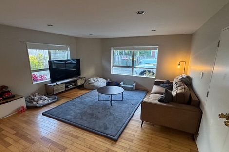 Photo of property in 28a Kingdale Road, Henderson, Auckland, 0610