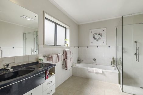 Photo of property in 13 Dowman Place, Te Puke, 3119