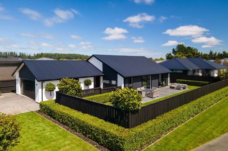 Photo of property in 26 Roys Street, Marshland, Christchurch, 8083