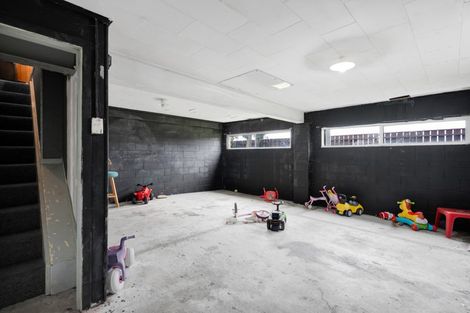 Photo of property in 180 Parklands Avenue, Bell Block, New Plymouth, 4312