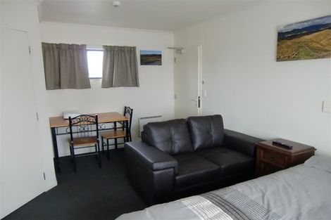 Photo of property in 11 Ruahine Street, Roslyn, Palmerston North, 4414