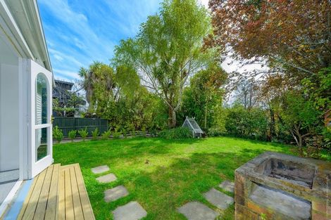 Photo of property in 44 Centaurus Road, Cashmere, Christchurch, 8022