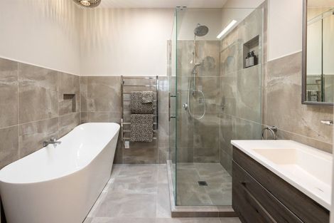 Photo of property in 74 Princes Street, Cambridge, 3434