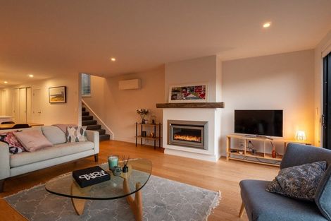 Photo of property in 25 Double Cone Road, Jacks Point, Queenstown, 9371