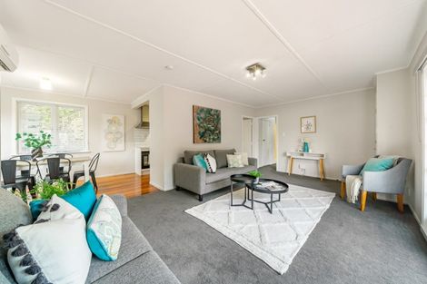 Photo of property in 5 John Street, Stokes Valley, Lower Hutt, 5019