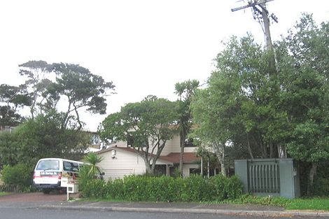 Photo of property in 47 Colonial Road, Chatswood, Auckland, 0626