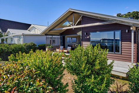 Photo of property in 43 Moana Road, Plimmerton, Porirua, 5026
