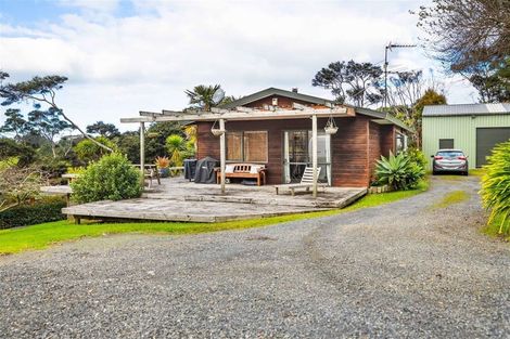 Photo of property in 185 Red Hills Road, Massey, Henderson, 0782