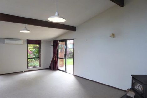 Photo of property in 9 Mulberry Place, Redwood, Christchurch, 8051