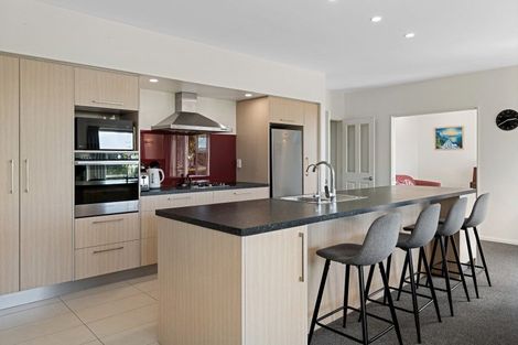 Photo of property in 18 Kenmure Drive, Huntsbury, Christchurch, 8022