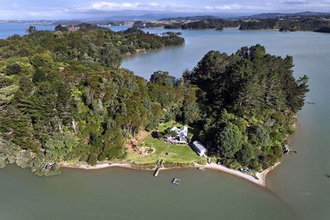 Photo of property in 1 Ohakana Island, Ohakana Island, Whakatane, 3198