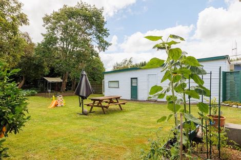 Photo of property in 50 Huxley Street, Pahiatua, 4910