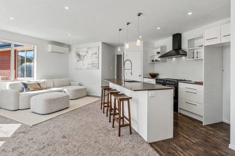 Photo of property in 5 Jozecom Place, Rolleston, 7614