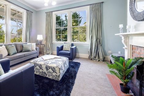 Photo of property in 10 Harriett Street, Thorndon, Wellington, 6011