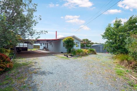 Photo of property in 2 Tapu Road, Huapai, Kumeu, 0810