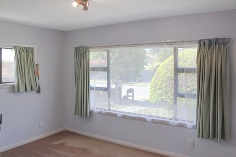Photo of property in 13 Yardley Street, Avonhead, Christchurch, 8042