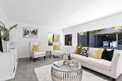 Photo of property in 1/22 Bevyn Street, Castor Bay, Auckland, 0620