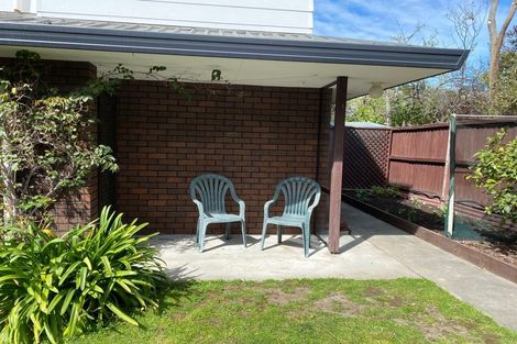 Photo of property in 20 Taupata Street, Redcliffs, Christchurch, 8081