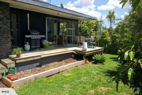 Photo of property in 2/38 Kirrie Avenue, Te Atatu South, Auckland, 0610