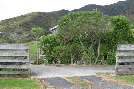 Photo of property in 348 Ocean Beach Road, Whangarei Heads, 0174
