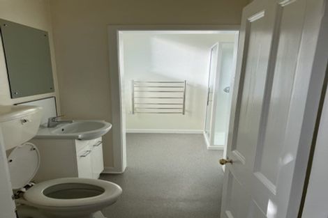 Photo of property in 2/25 Clifton Terrace, Kelburn, Wellington, 6012