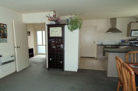 Photo of property in 113d Clarence Street, Riccarton, Christchurch, 8011