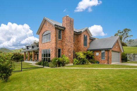 Photo of property in 5 Fantail Heights, Picton, 7220