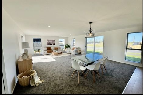 Photo of property in 49 Suffolk Drive, Kirwee, 7571