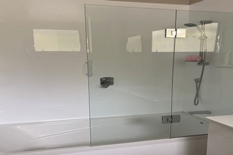 Photo of property in 8 Bushland Grove, Paparangi, Wellington, 6037