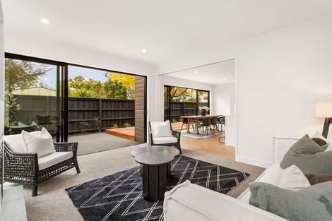 Photo of property in 17a Kirkwood Avenue, Upper Riccarton, Christchurch, 8041