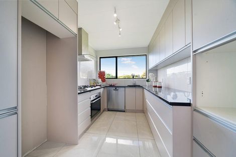 Photo of property in 7b Alaunia Place, Lynfield, Auckland, 1042