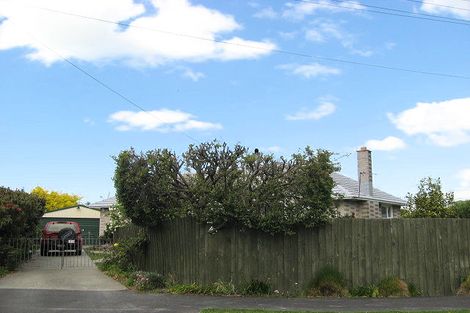 Photo of property in 2 Dalton Place, Burnside, Christchurch, 8053