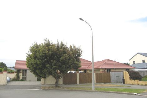 Photo of property in 14 Wisteria Place, Parklands, Christchurch, 8083